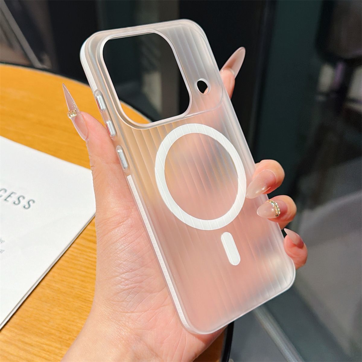 Luxury Ice Fog Corrugated Stri - Oppo Find X8 评论和价格